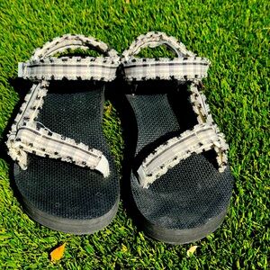 Teva Flatform Sandals, size 8
